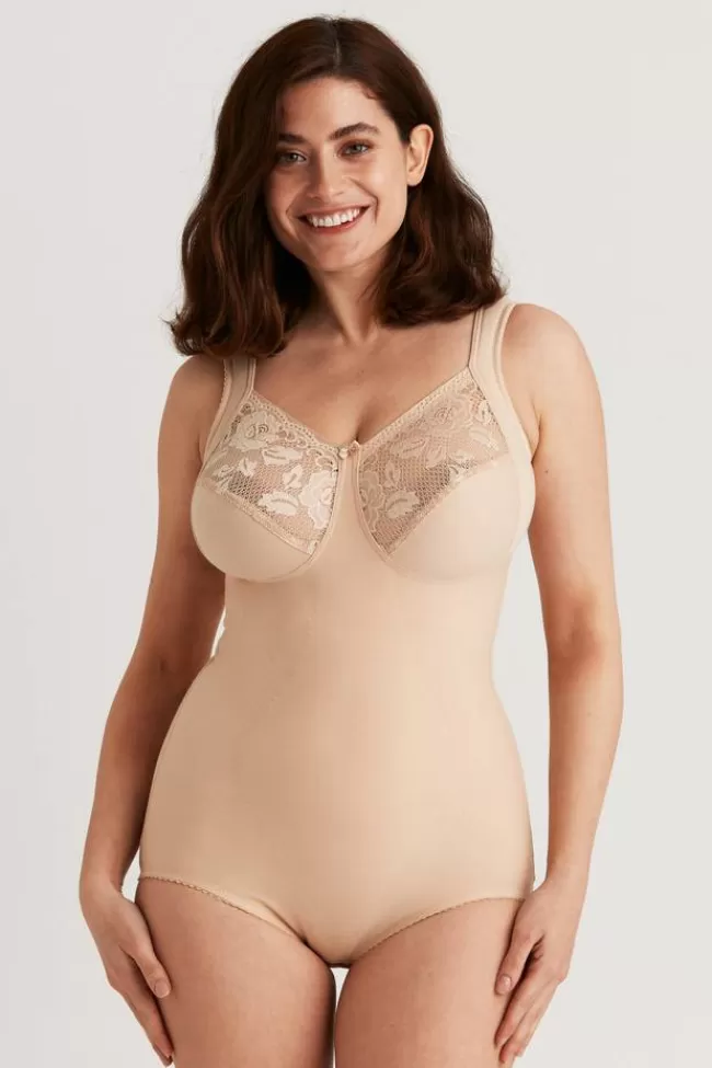 Miss Mary Lovely Lace formande body